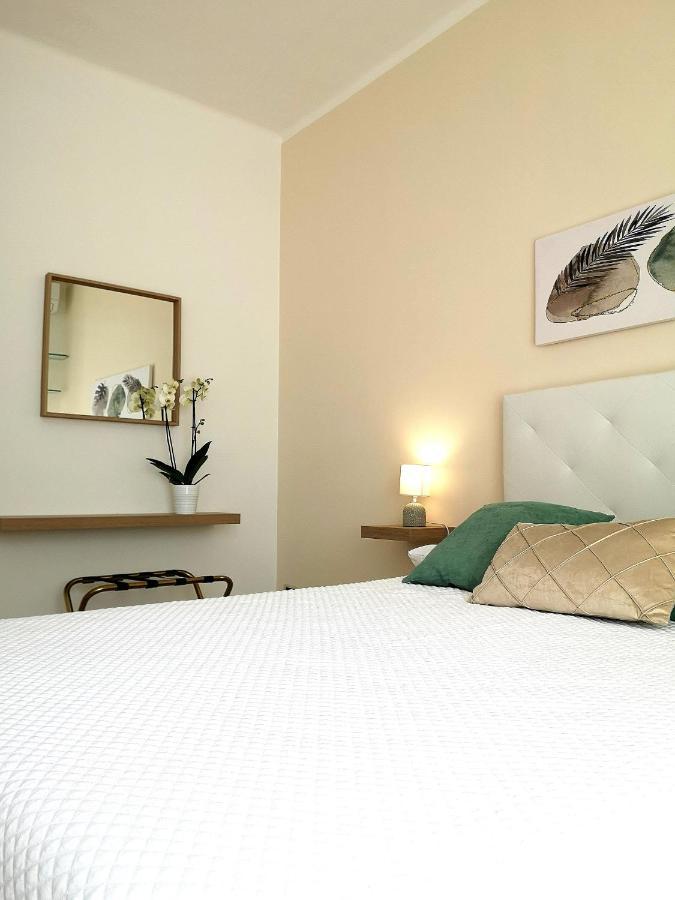 Apartament So Fine - Apulian Flats Bari Zewnętrze zdjęcie